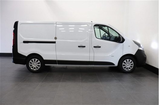 Opel Vivaro - 1.6 CDTI 120PK L2H1 - Airco - Navi - Cruise - € 10.499, - Ex - 1