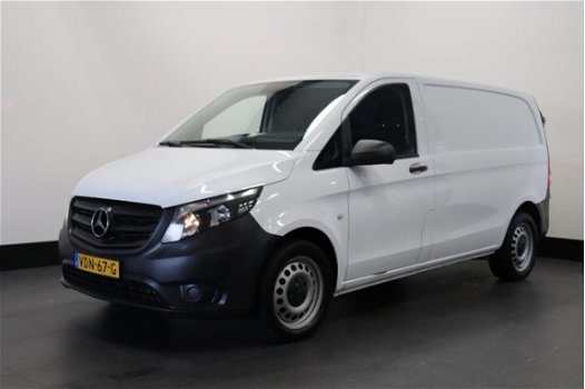 Mercedes-Benz Vito - 114 CDI 4X4 Automaat - Airco - Cruise - Trekhaak - € 15.950, - Ex - 1