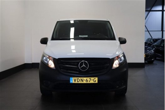 Mercedes-Benz Vito - 114 CDI 4X4 Automaat - Airco - Cruise - Trekhaak - € 15.950, - Ex - 1