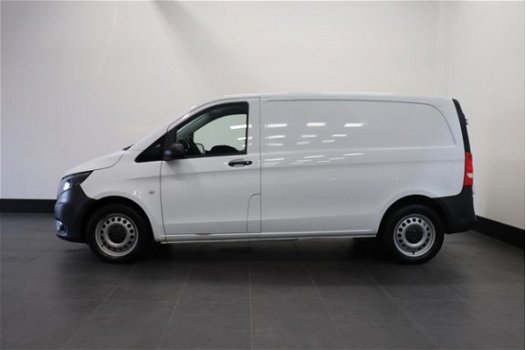 Mercedes-Benz Vito - 114 CDI 4X4 Automaat - Airco - Cruise - Trekhaak - € 15.950, - Ex - 1