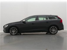 Volvo V60 - 2.0 D4 R-Design