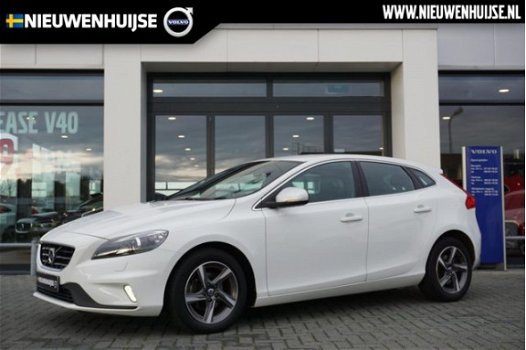 Volvo V40 - 2.0 D2 R-Design Business - 1