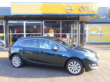 Opel Astra - 1.4Turbo COSMO 5D NAVI / L.M.VELG / P.D.C - 1