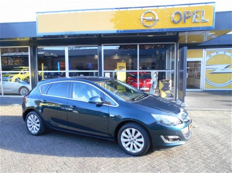 Opel Astra - 1.4Turbo COSMO 5D NAVI / L.M.VELG / P.D.C - 1