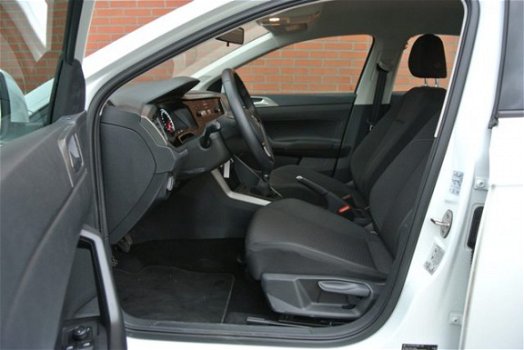 Volkswagen Polo - 1.0 TSI Comfortline Business Navi Rijklaarprijs - 1