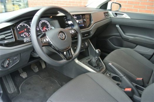 Volkswagen Polo - 1.0 TSI Comfortline Business Navi Rijklaarprijs - 1