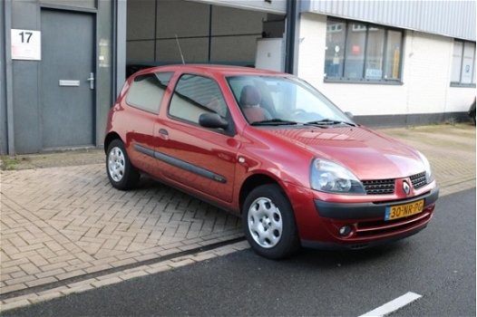 Renault Clio - 1.2-16V Authentique Basis Nieuwe APK - 1