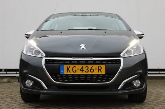 Peugeot 208 - 1.2 110pk PureTech Allure | Navigatie | Telefoon | Parkeersensoren | Cruise Control - 1