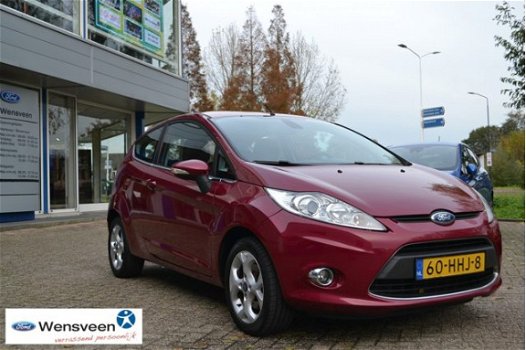 Ford Fiesta - 1.25i 82pk Titanium met X-Pack 3-deurs - 1