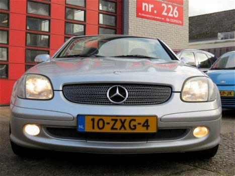 Mercedes-Benz SLK-klasse - 200 K. // Automaat , Navi , Leder // - 1