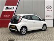 Toyota Aygo - 1.0 VVT-i x-play Airco NL Auto met Boekjes - 1 - Thumbnail