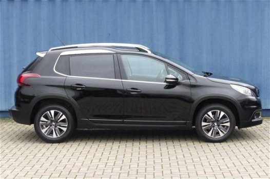 Peugeot 2008 - 1.2 PureTech 110pk Allure |Navigatie|Clima|Trekhaak|Cruise|Panoramadak| - 1