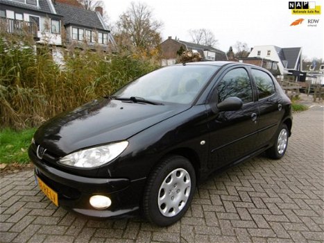 Peugeot 206 - 1.4 HDi Air-line 3 Airco 5 deurs Zuinig 1 op 20 - 1