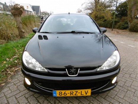 Peugeot 206 - 1.4 HDi Air-line 3 Airco 5 deurs Zuinig 1 op 20 - 1