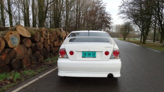 Lexus IS - TOYOTA Altezza IS200 | JDM | 200 PK - 1