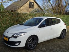 Renault Mégane - 1.2 TCe BOSE Navi, Camera, PDC, ECC, Cruise, Leer/Stof, etc