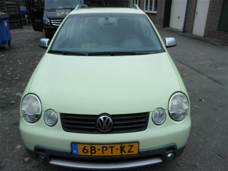 Volkswagen Polo - 1.4-16V FUN Airco, Cruise control, Elektrisch schuif/kanteldak, Cross-fun - 1