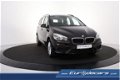 BMW 2-serie Gran Tourer - 218 d Automaat *Navigatie*Camera*Led - 1 - Thumbnail