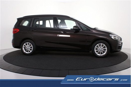 BMW 2-serie Gran Tourer - 218 d Automaat *Navigatie*Camera*Led - 1