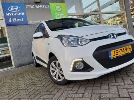 Hyundai i10 - 1.0i Go / Climate / Cruise / Navigatie - 1