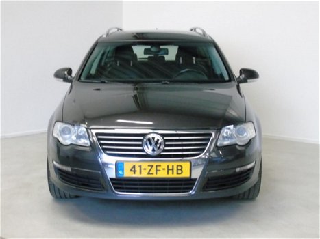 Volkswagen Passat Variant - 2.0 TDI Highline Business Navi Xenon Automaat (bj 2008) - 1