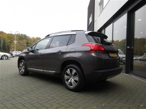 Peugeot 2008 - ALLURE 1.2 PURETECH , Navi, Clima, Pano, HalfLeer, Cruise, LmVelgen - 1