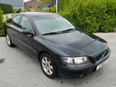 Volvo S60 - 2.4 140PK Edition - 1