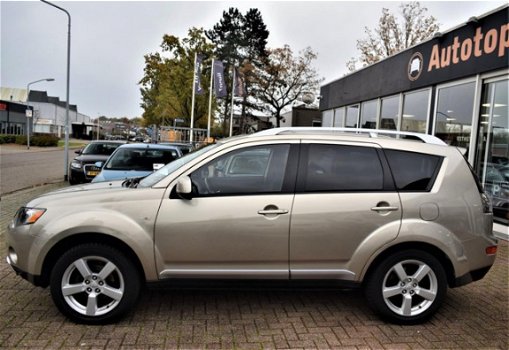 Mitsubishi Outlander - 2.4 Intense+ 4X4|7-P| AIRCO | CRUISE CONTROL | AUDIO STUURBEDIENING | ELEKTRI - 1