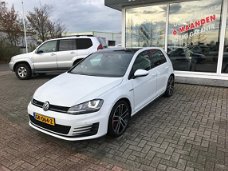 Volkswagen Golf - 2.0 TDI GTD Sport&sound