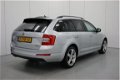 Skoda Octavia Combi - 1.6 TDI Greenline Businessline | Navigatie | Climate Control | Dakrails | - 1 - Thumbnail