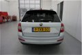 Skoda Octavia Combi - 1.6 TDI Greenline Businessline | Navigatie | Climate Control | Dakrails | - 1 - Thumbnail