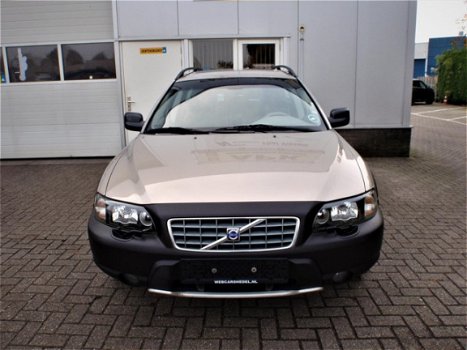 Volvo XC70 - 2.5 T Geartronic Youngtimer Clima Trekhaak Cruise Contr Nw Apk Zeer Nette Staat Volledi - 1