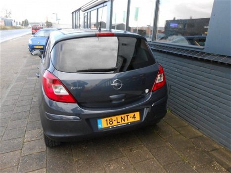 Opel Corsa - 1.2-16V Selection 111 - 1