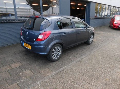 Opel Corsa - 1.2-16V Selection 111 - 1