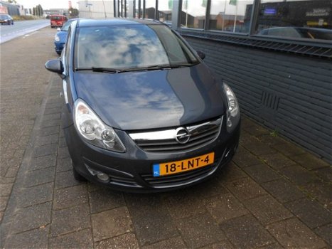 Opel Corsa - 1.2-16V Selection 111 - 1