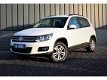 Volkswagen Tiguan - 1.4 TSI 122pk Easyline TREKHAAK + PRIVACY - 1 - Thumbnail