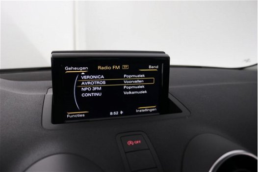 Audi A1 Sportback - 1.0 TFSi 95 pk Pro Line / navigatievoorbereiding / 15