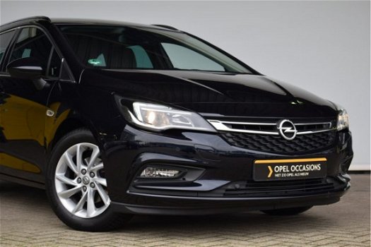 Opel Astra - Business Executive ST | Leder | Navigatie | Camera | Dode hoek sensoren | - 1