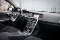 Volvo V60 - 2.0T Aut. Momentum, Trekhaak, Navi, PDC V+A - 1 - Thumbnail