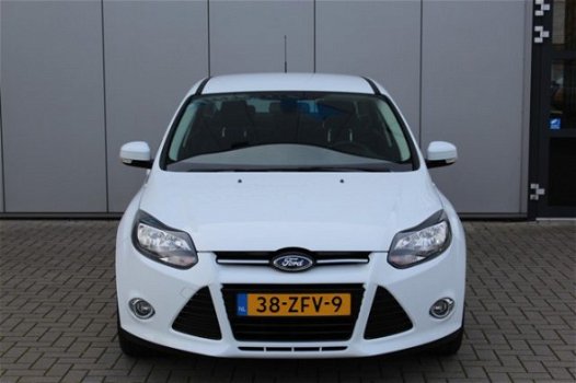 Ford Focus - 1.0 ECOBOOST TITANIUM AIRCO 5 DEURS NAVIGATIE PARKEERSENSOREN - 1