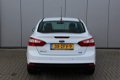 Ford Focus - 1.0 ECOBOOST TITANIUM AIRCO 5 DEURS NAVIGATIE PARKEERSENSOREN - 1 - Thumbnail