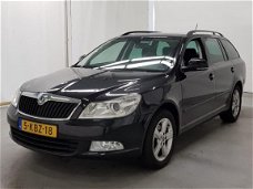 Skoda Octavia Combi - 1.6 TDI Grt Arctic Stoelverwarming Cruise Clima