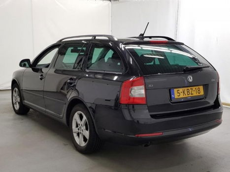 Skoda Octavia Combi - 1.6 TDI Grt Arctic Stoelverwarming Cruise Clima - 1