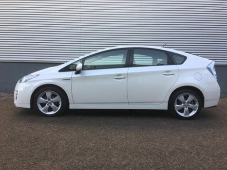 Toyota Prius - 1.8 Aspiration Navi / Clima / PDC / 17 Inch - 1