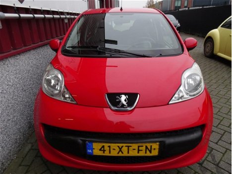 Peugeot 107 - 1.0-12V XS // 5-Drs // Nette auto // - 1