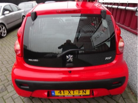 Peugeot 107 - 1.0-12V XS // 5-Drs // Nette auto // - 1