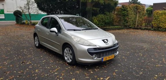 Peugeot 207 - XS Pack 1.6-16V - 1