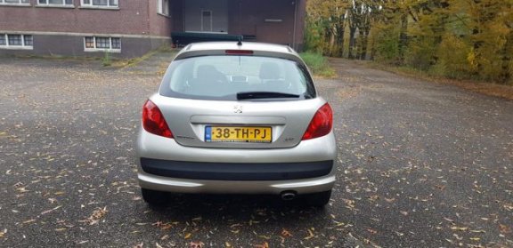 Peugeot 207 - XS Pack 1.6-16V - 1