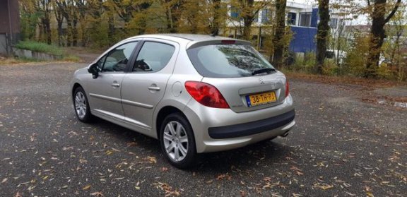 Peugeot 207 - XS Pack 1.6-16V - 1