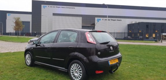 Fiat Punto Evo - 1.3 M-Jet Dynamic Super mooi auto airco elekramen stuurbkr Cruis control cv - 1